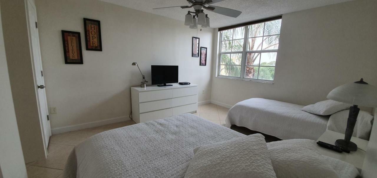 Yacht Club Aventura 2Br + 2Ba Lägenhet Miami Exteriör bild