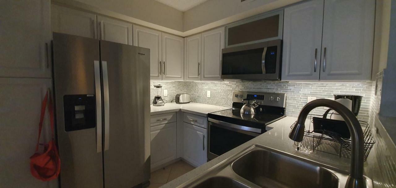 Yacht Club Aventura 2Br + 2Ba Lägenhet Miami Exteriör bild